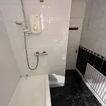 Stayhome Bed & Breakfast *