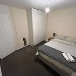 Bed & Breakfast Stayhome *