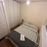 Bed & Breakfast Stayhome Dublin