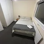 Bed & Breakfast Stayhome