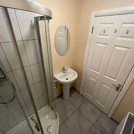 Stayhome Bed & Breakfast